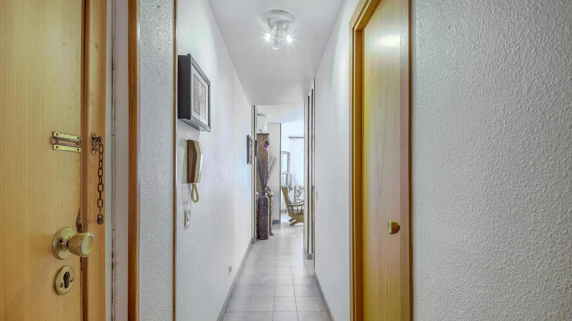 Beautiful Apartment With View Roses